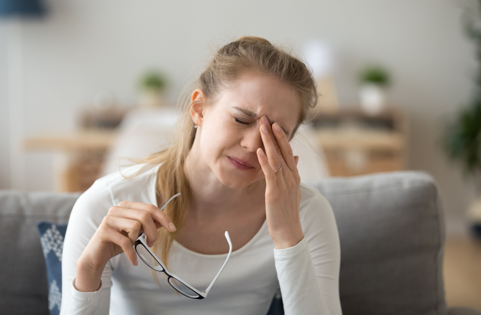 Why Do My Eyes Burn When I Cry: Causes and Treatments